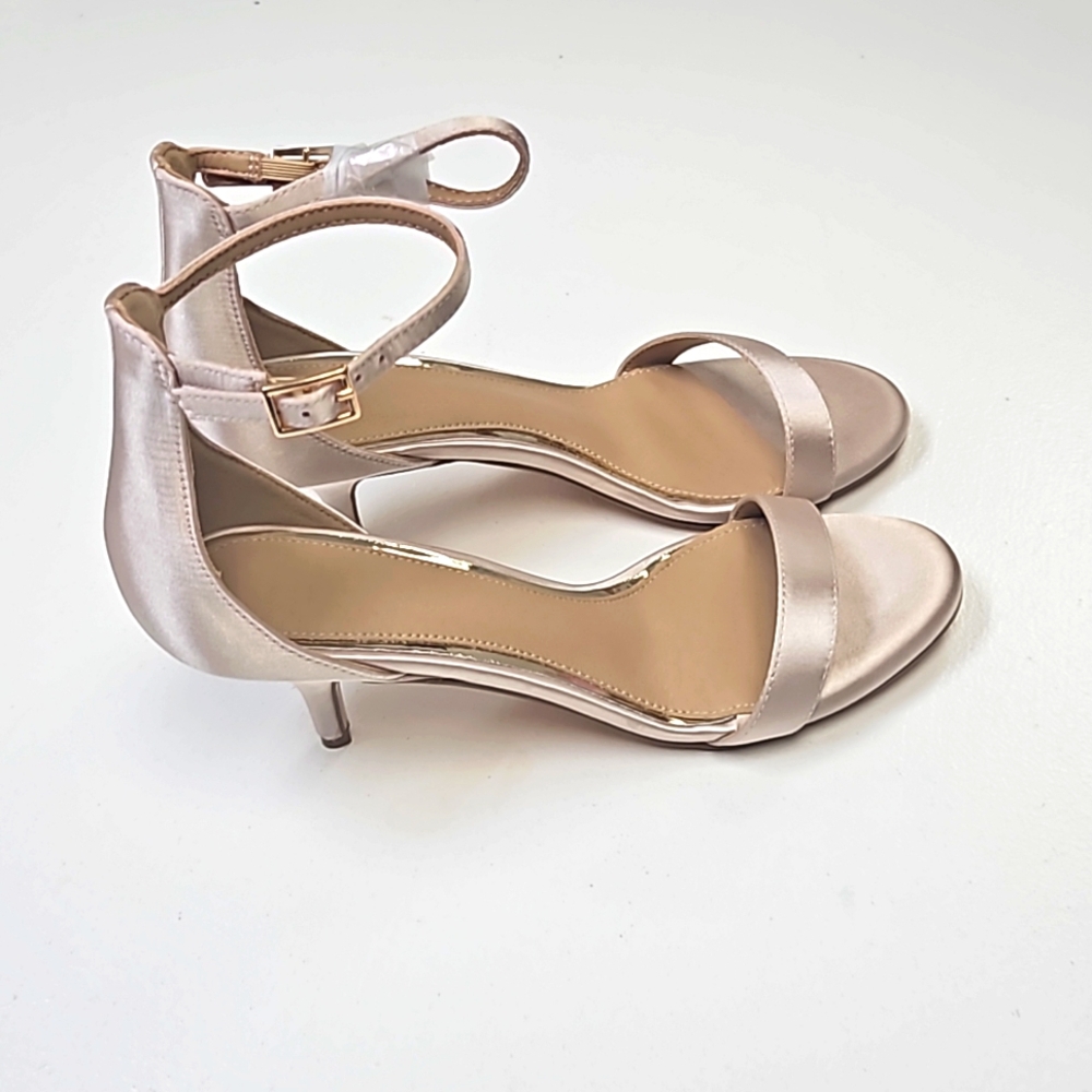 NEW Sandals